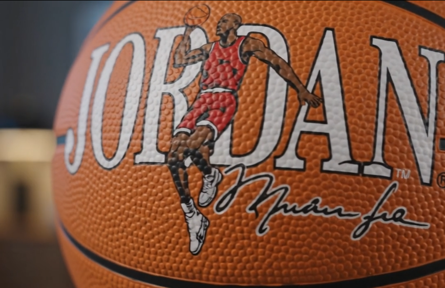 Basketball Falling Lamp — Street Culture Statement Light